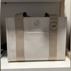 Lululemon Two-Tone Canvas Tote Bag *Mini 4.5L
